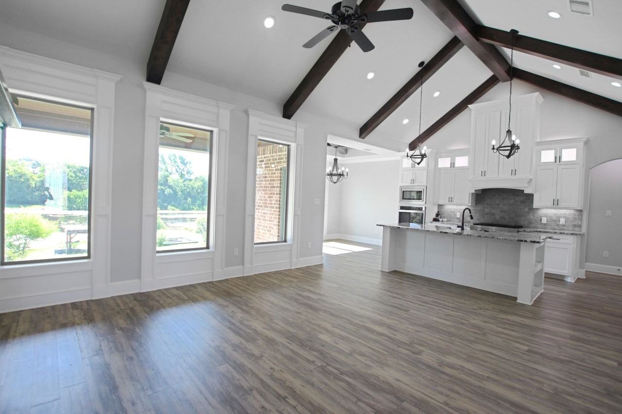 344 Duke Pl - Photo 3 of 40