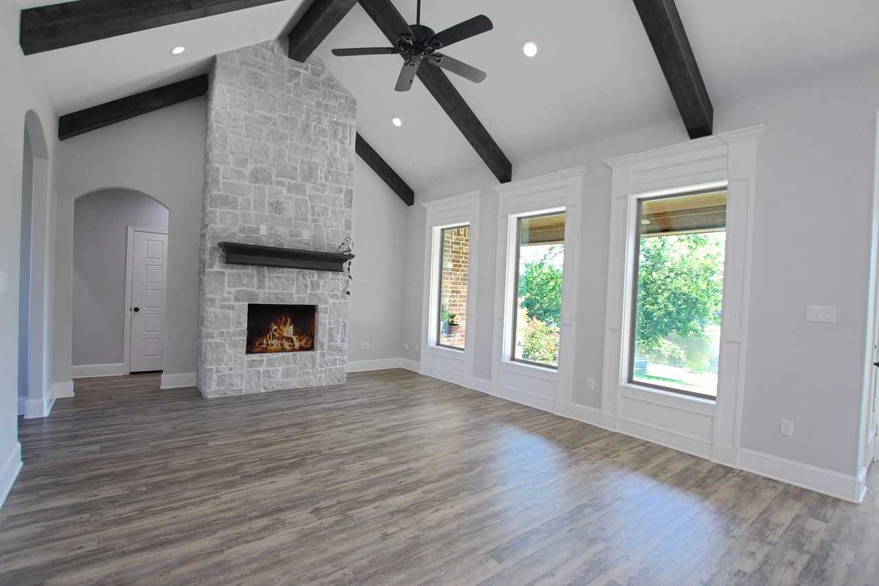 344 Duke Pl - Photo 4 of 40