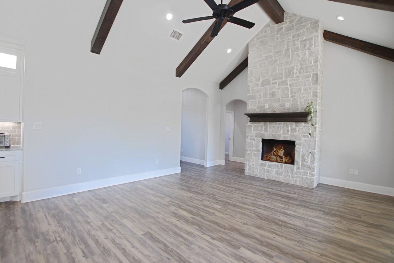 344 Duke Pl - Photo 5 of 40