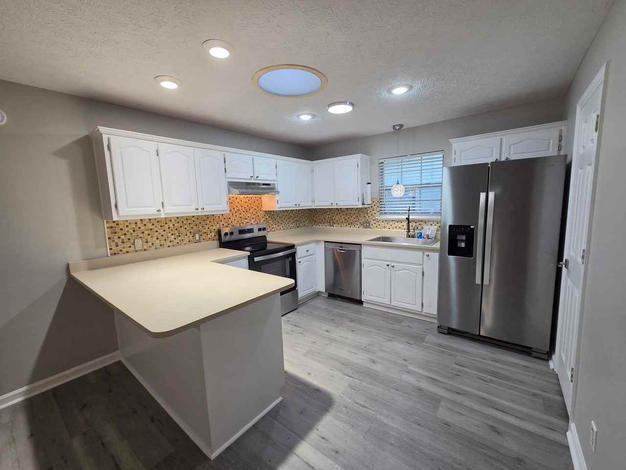 5810 Sunset Ave - Photo 3 of 25