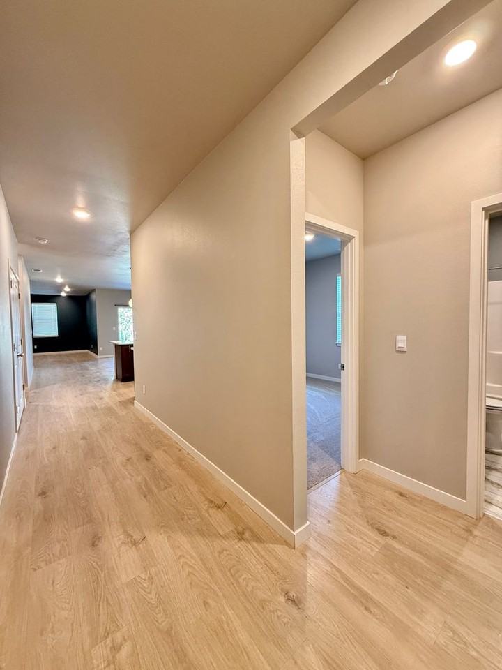 3281 Broken Top Way - Photo 2 of 27