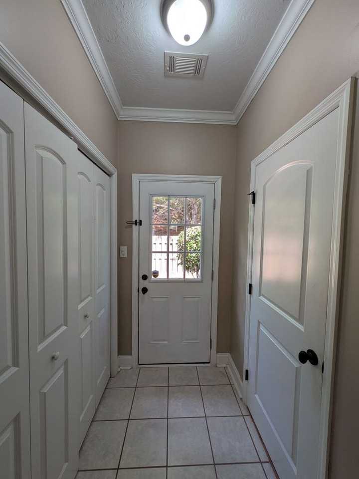 315 Buxton Ln - Photo 7 of 18
