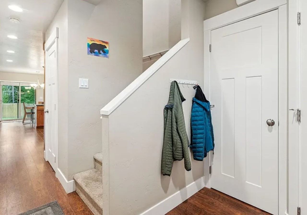 33 Great Northern Dr - Photo 6 of 23
