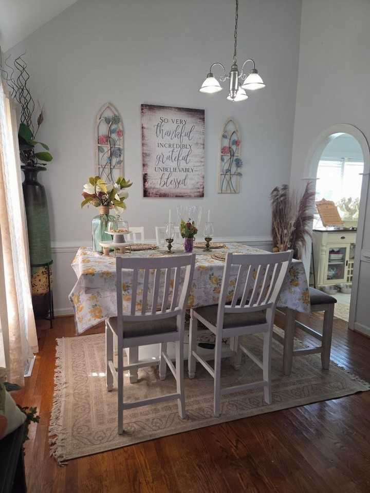 1815 Antioch Rd Ne - Photo 3 of 5