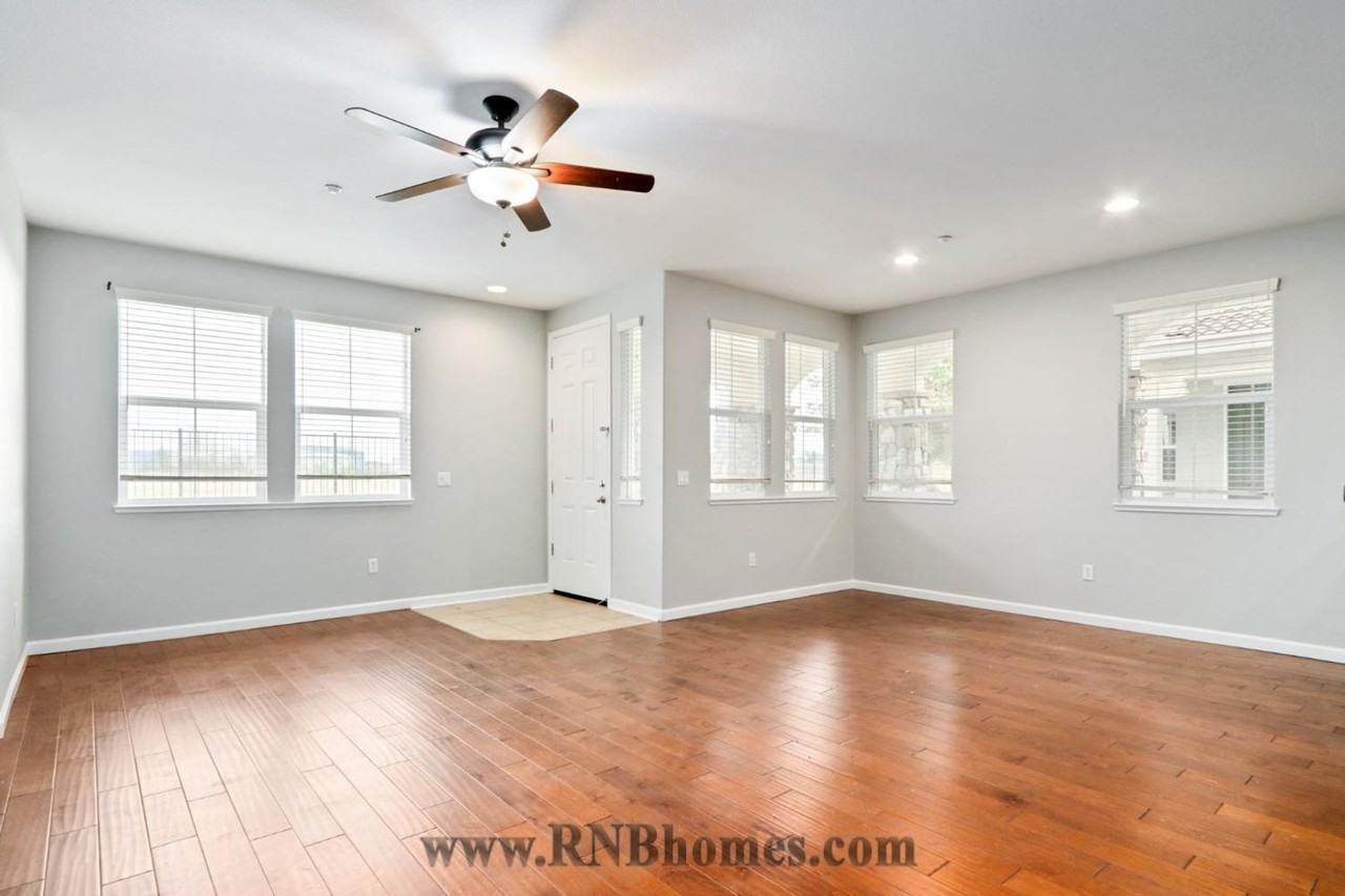1500 Hudson Cir - Photo 7 of 33