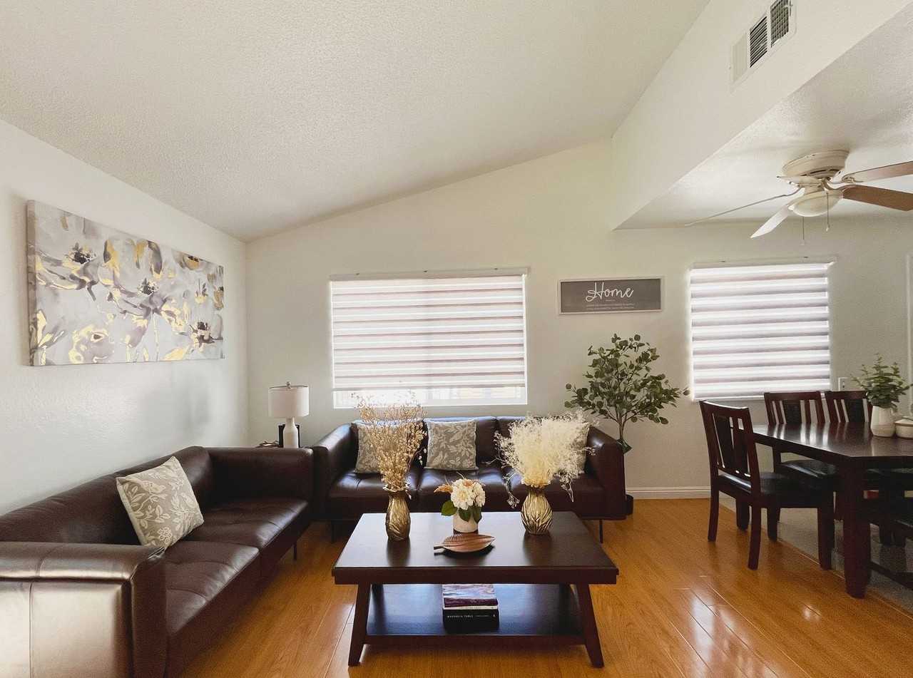14441 Purdy St - Photo 3 of 11