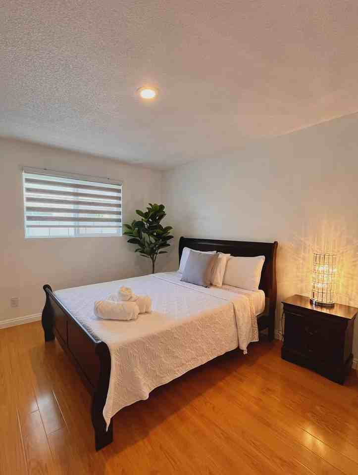 14441 Purdy St - Photo 5 of 11
