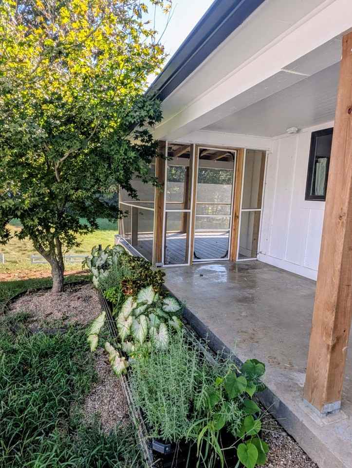 1598 Bluebird Cove Ln - Photo 2 of 30