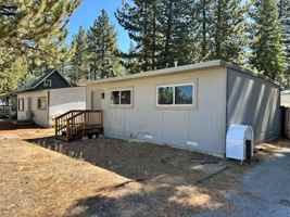 featured image of 2732 Young St #3