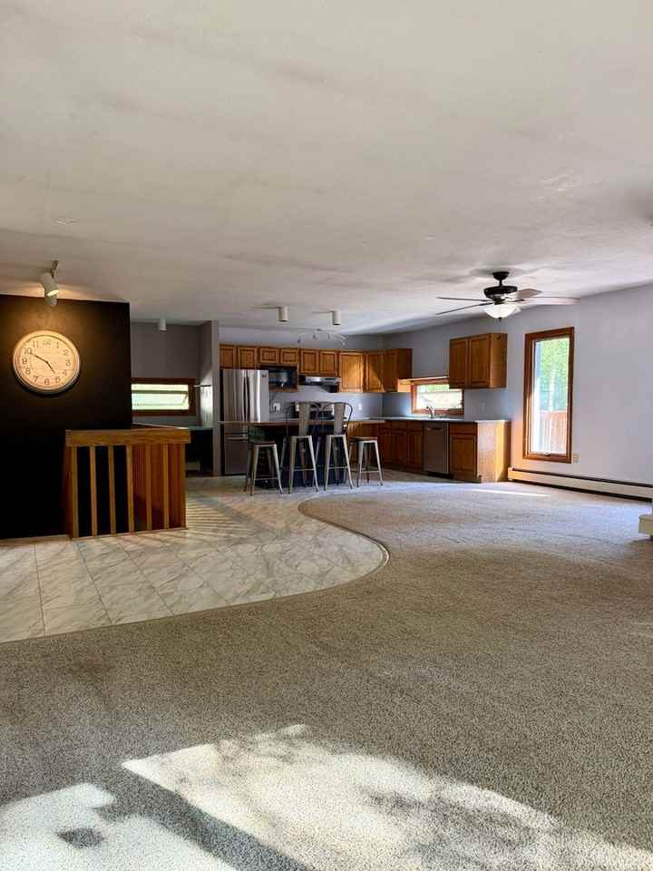2585 Stellar Way - Photo 6 of 33