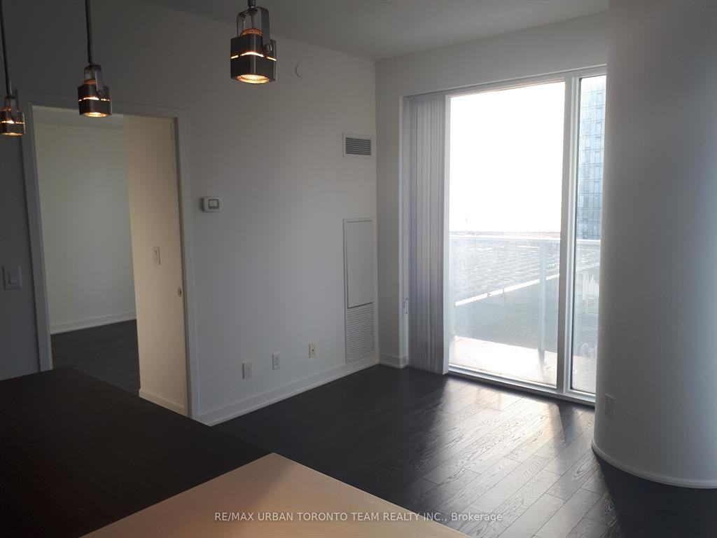Bay St. & Harbour St #5502 - Photo 4 of 14