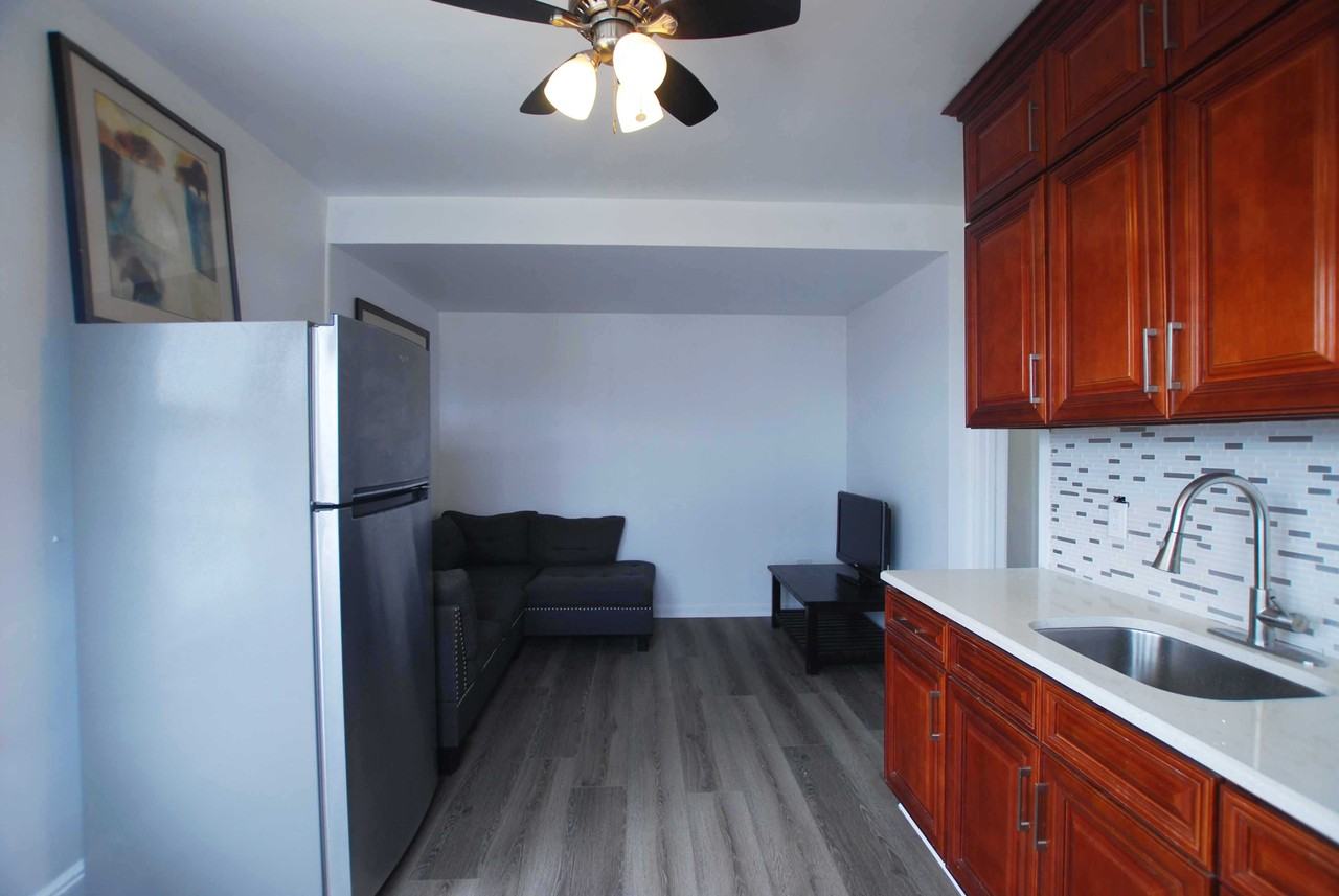 111-50 147th Street #2 - Photo 3 of 30