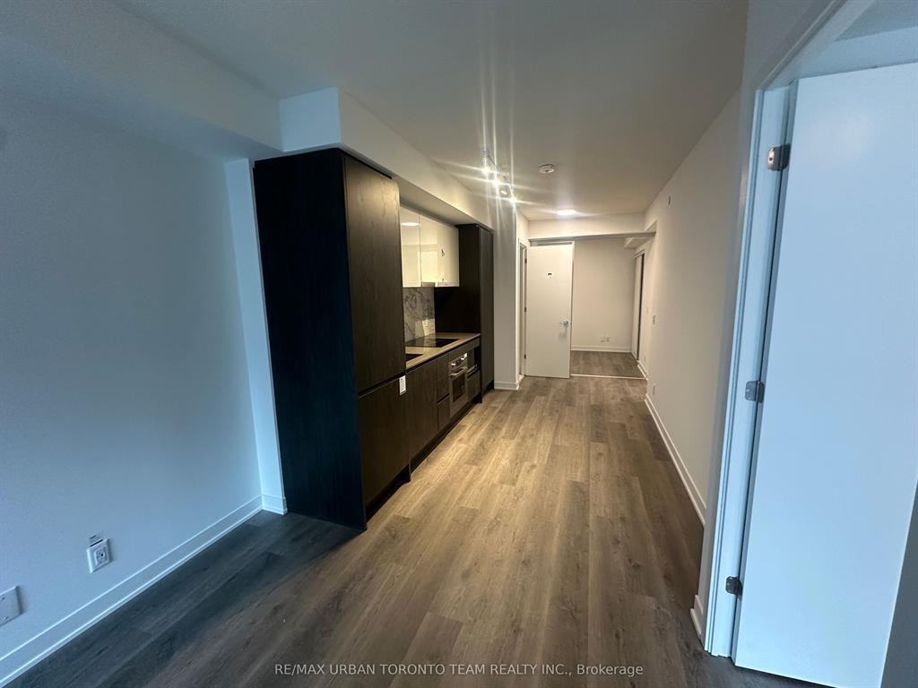 Parliament St & King St E #606 - Photo 3 of 15
