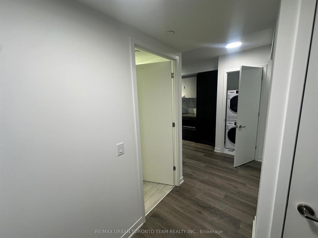 Parliament St & King St E #606 - Photo 6 of 15