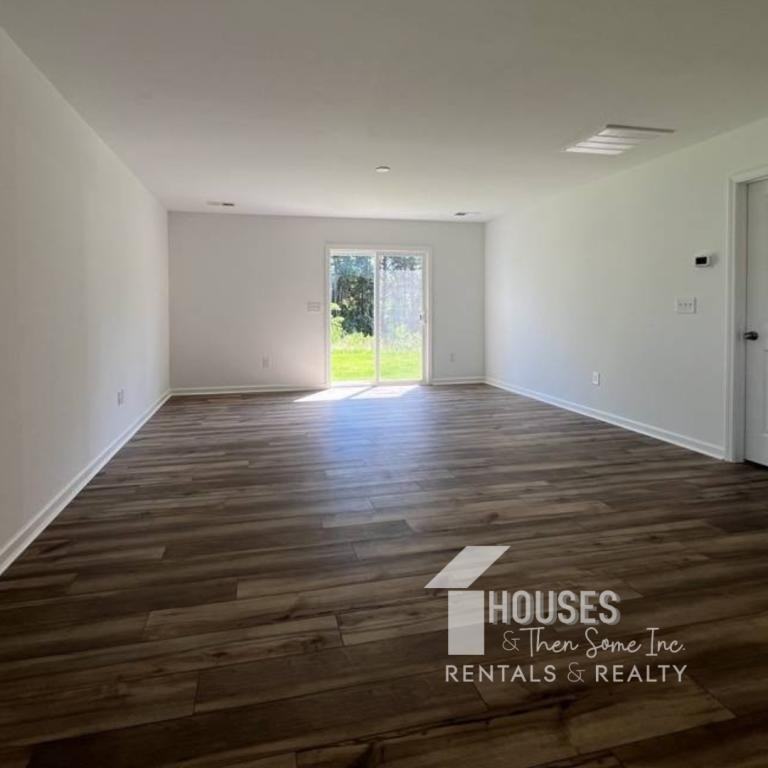 716 Coromandel Dr - Photo 3 of 19