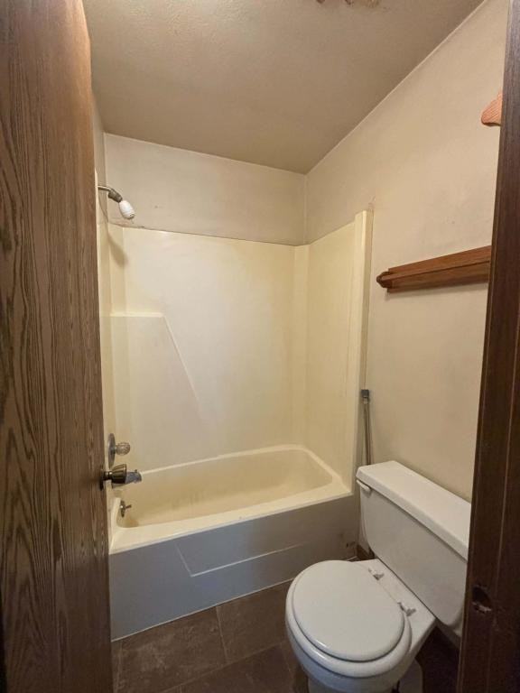 1710 Tippecanoe Dr - Photo 4 of 5