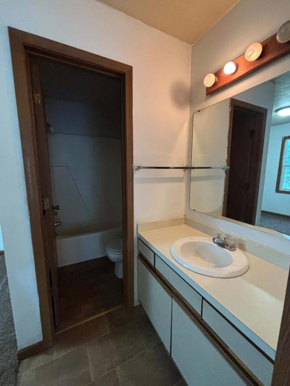 1710 Tippecanoe Dr - Photo 5 of 5