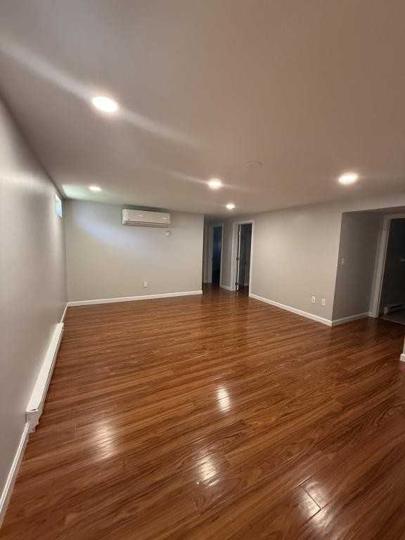 397 Snell St - Photo 4 of 8