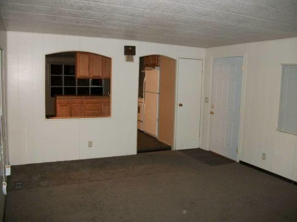 135 Belmont St - Photo 3 of 6