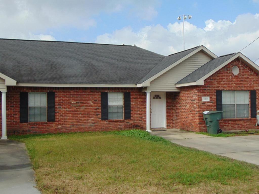 4340 Benoit Ln - Photo 3 of 11