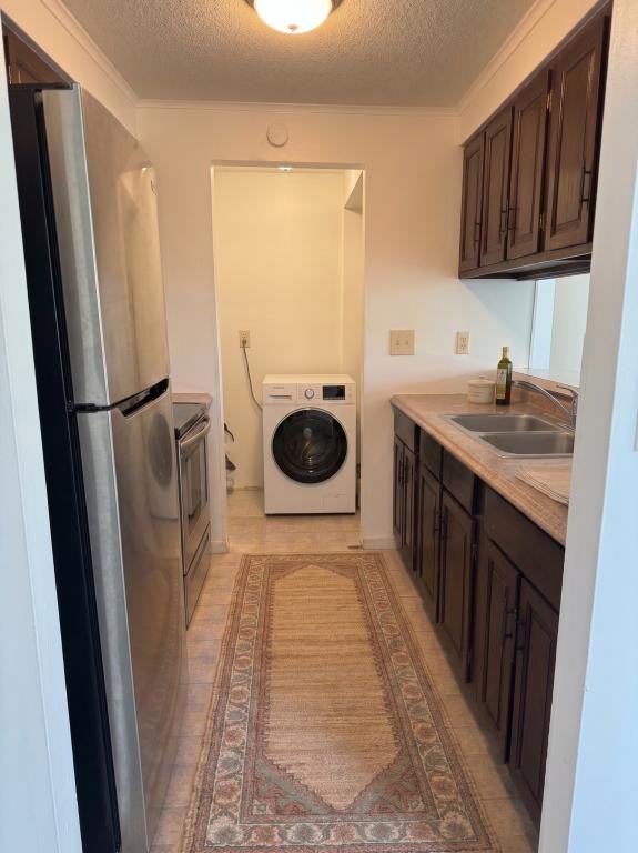 210 Briar Mnr - Photo 3 of 8