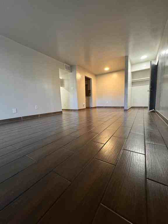 215 Orchard Trace Ln Apt 3 - Photo 4 of 10