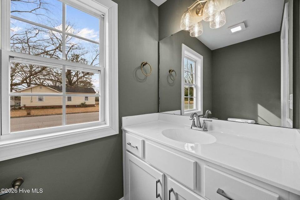 4367 W Pine St - Photo 6 of 14