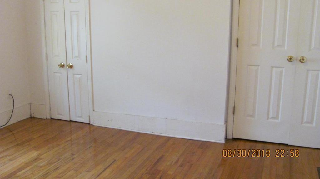 305 Ebenezer Ave Apt A - Photo 7 of 12