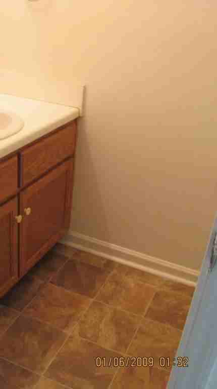 158 Ebenezer Ave Apt 5 - Photo 3 of 11