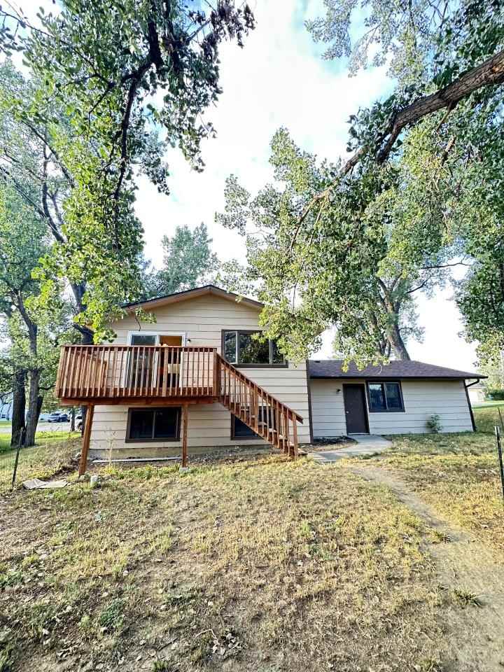 1731 Broadview Dr - Photo 7 of 14