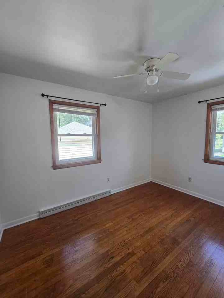 2533 Lincoln St - Photo 4 of 13