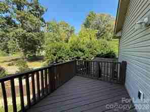 64 Springside Rd - Photo 3 of 16