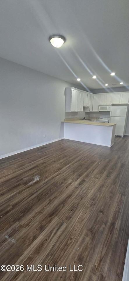 2416 Felicity St - Photo 3 of 11