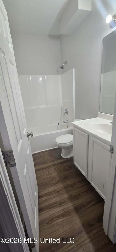 2416 Felicity St - Photo 5 of 11