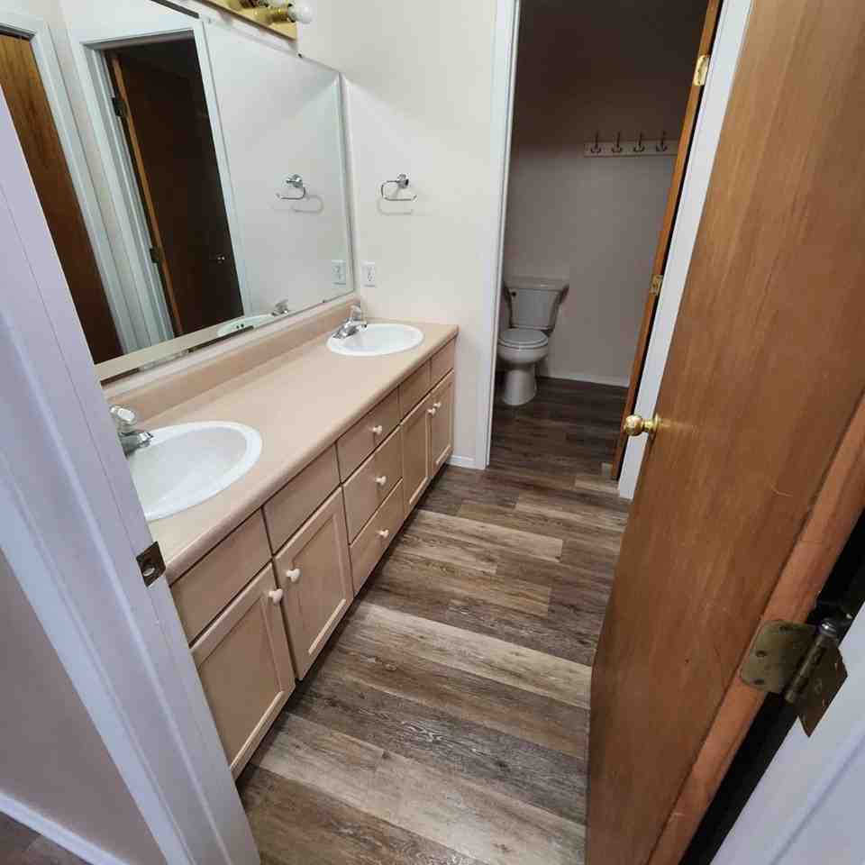 207 Quinella St #4 - Photo 4 of 6