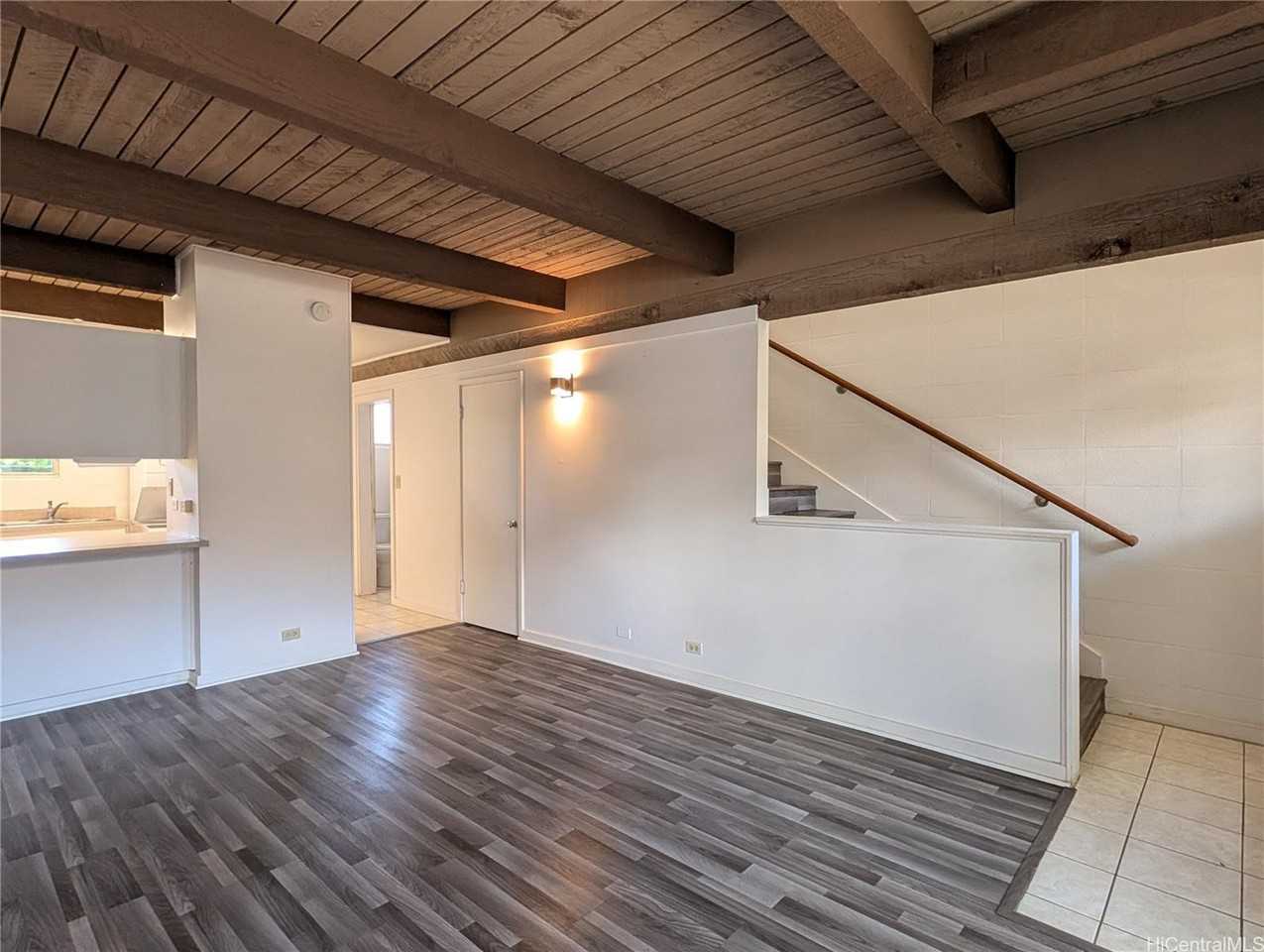 4904 Kilauea Ave #2 - Photo 6 of 24