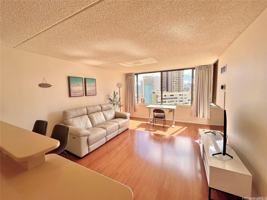 featured image of 411 Hobron Ln #1611