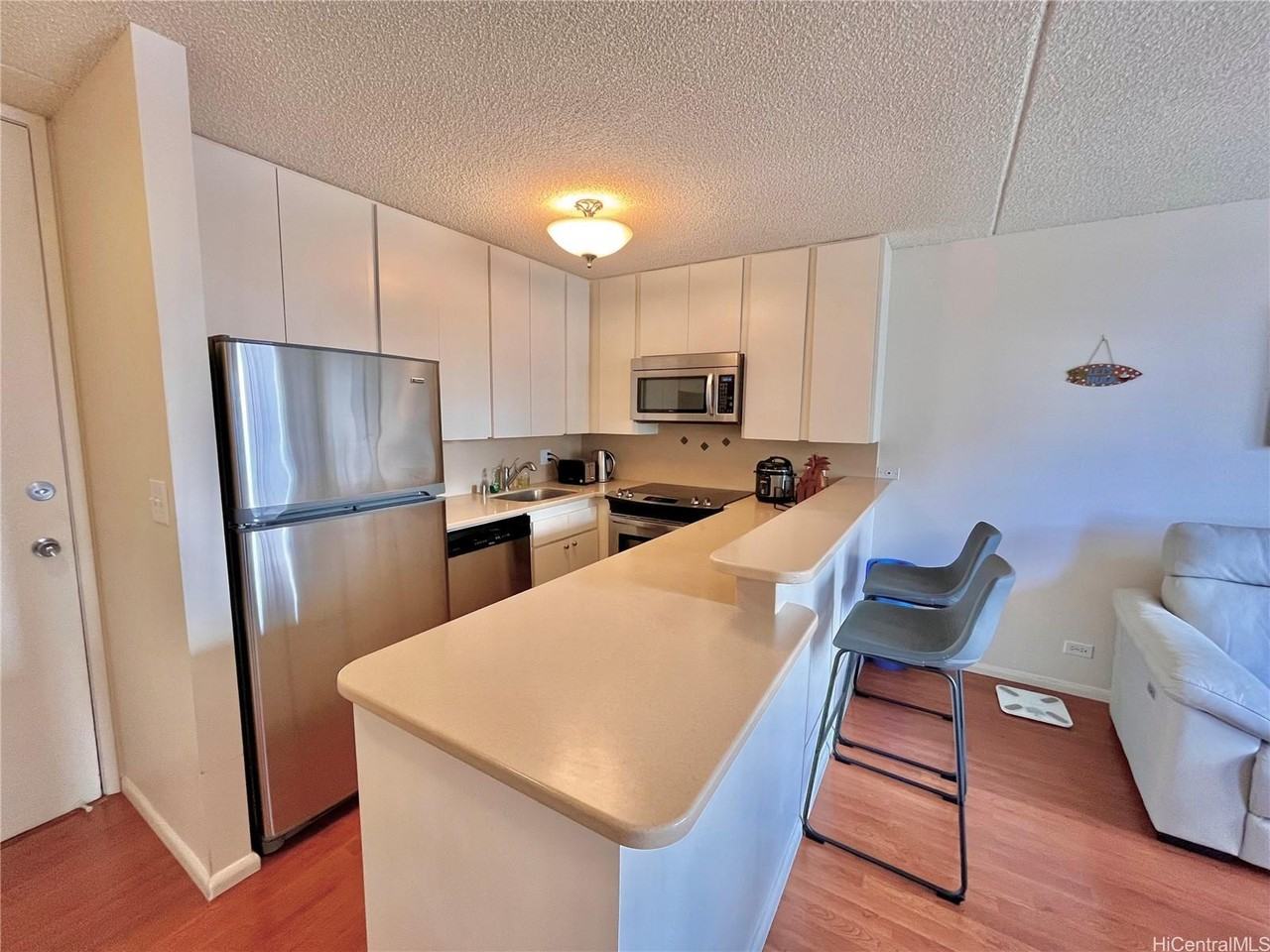 411 Hobron Ln #1611 - Photo 6 of 23