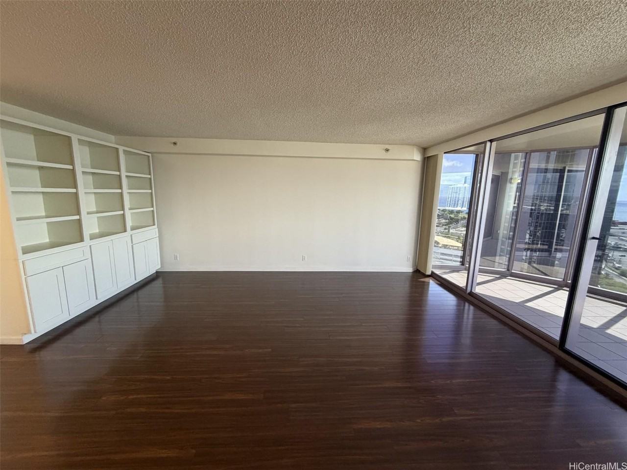 425 South St #2102 - Photo 2 of 10