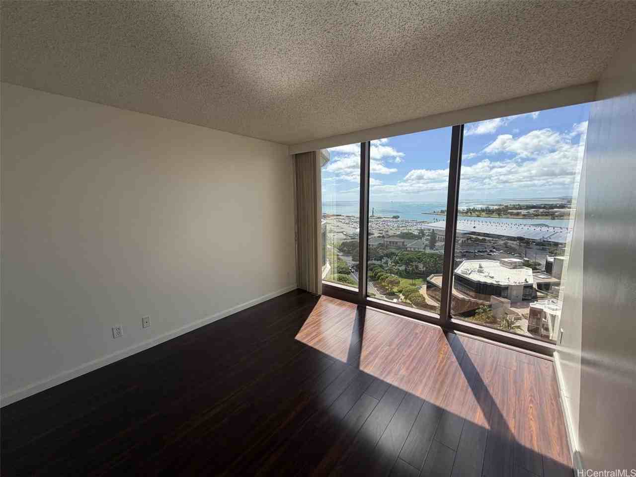 425 South St #2102 - Photo 4 of 10