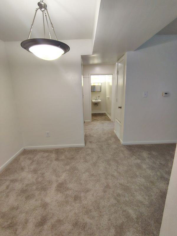 600 Reusens Rd - Photo 5 of 17