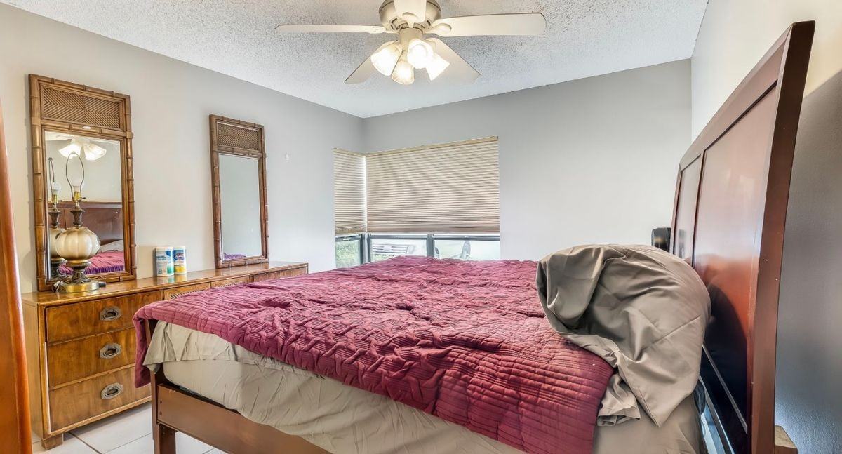 2355 SW 15TH 69 - Photo 6 of 14