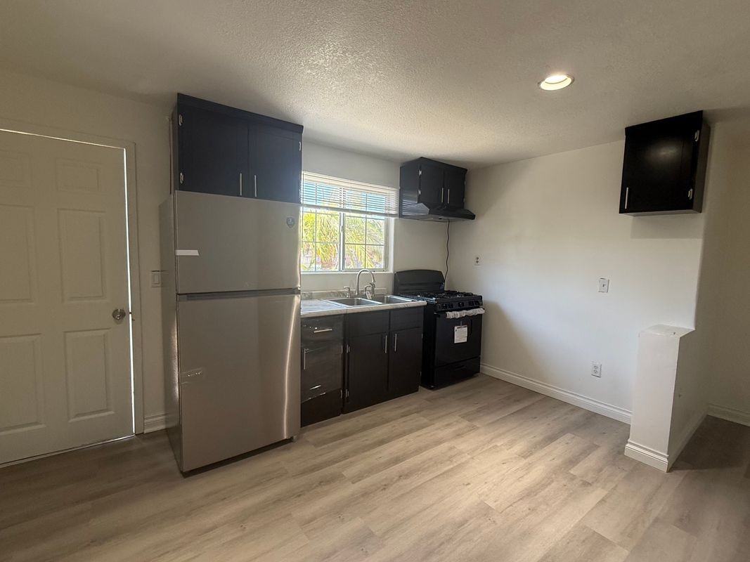 5109 Coban St