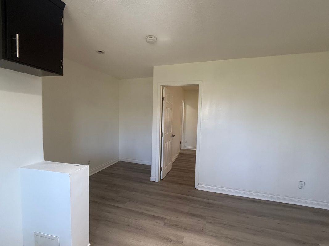 5109 Coban St - Photo 2 of 9