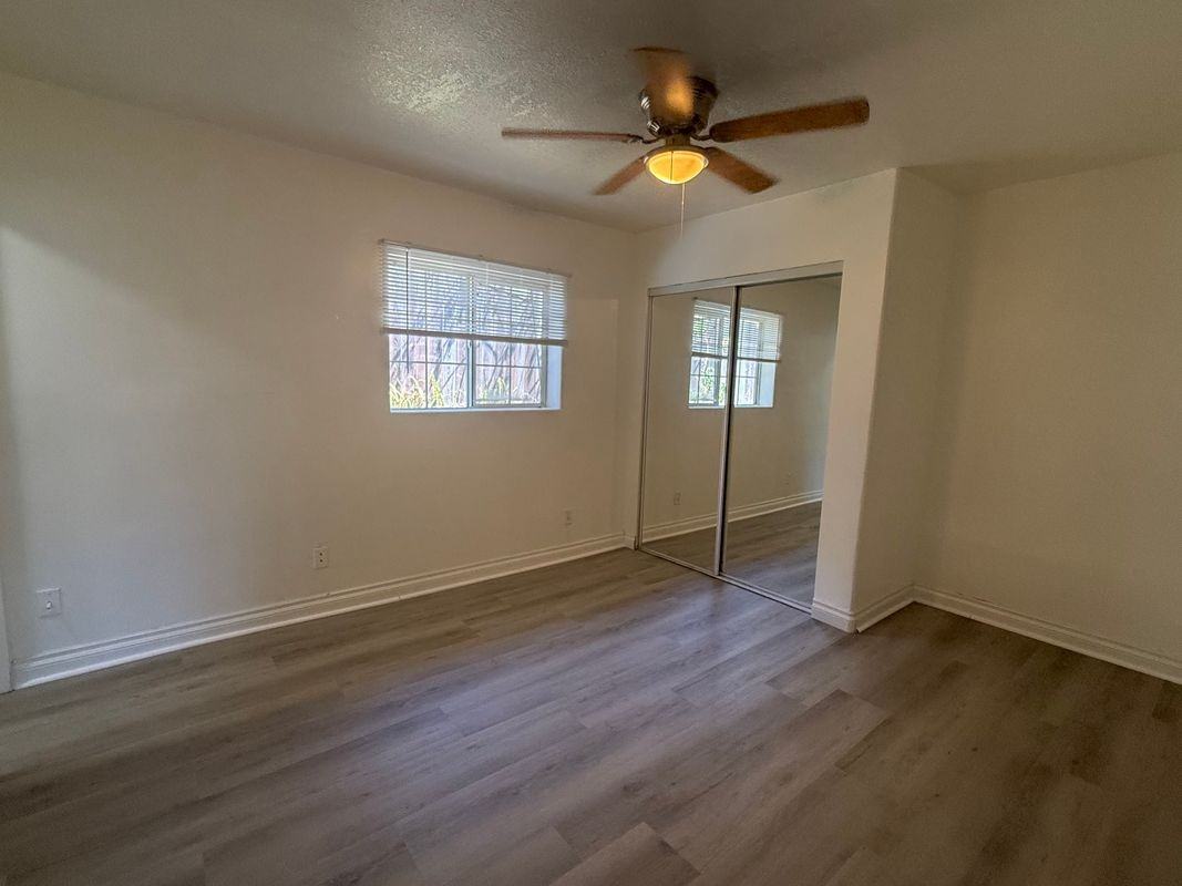 5109 Coban St - Photo 3 of 9