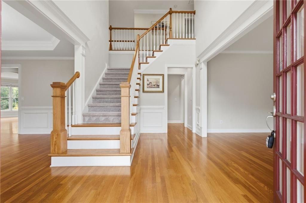 3561 Carriage Glen Way - Photo 4 of 50