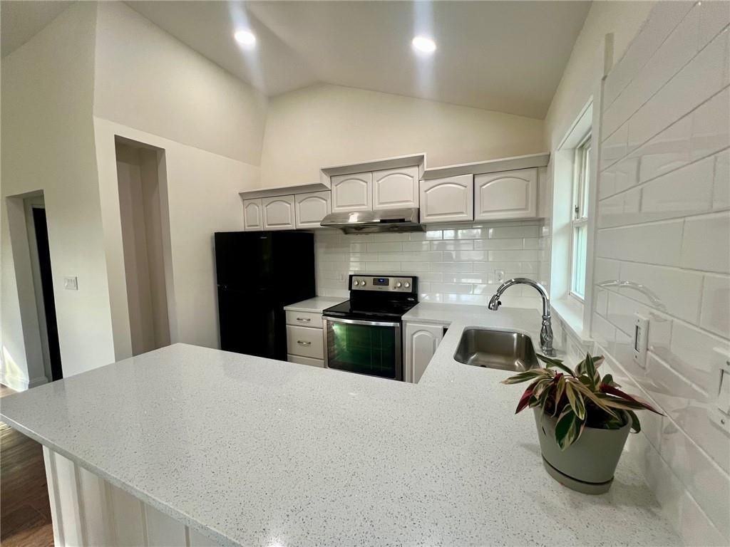 470 Barnes Mill Dr - Photo 3 of 9