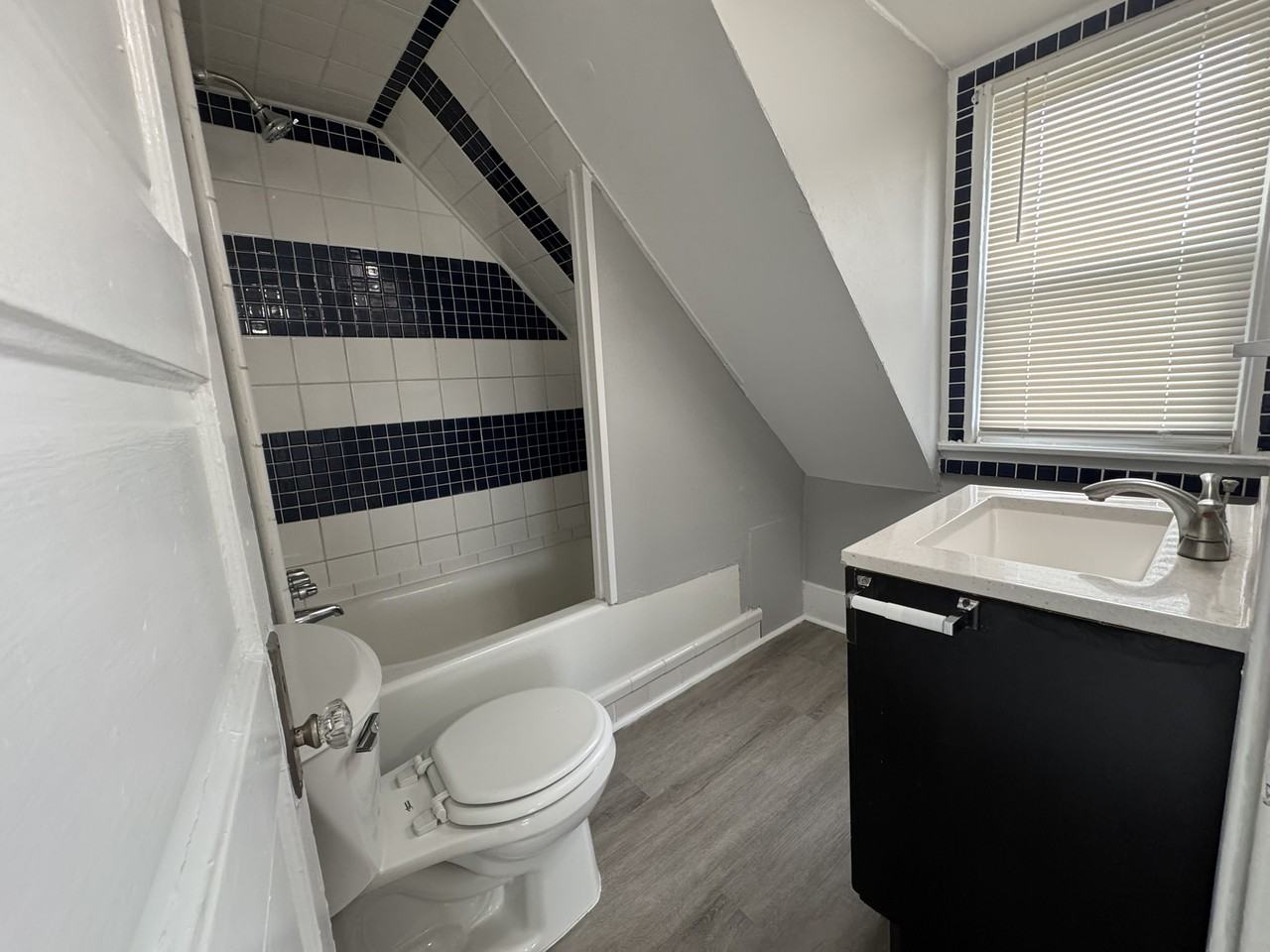 3415 12th St #2 - Photo 3 of 11