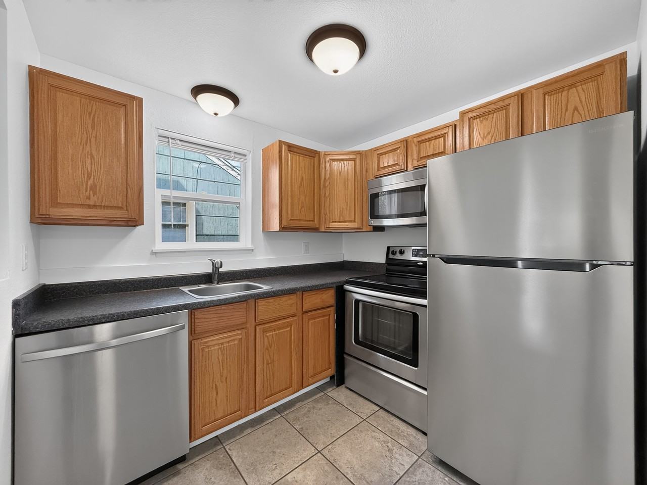 3217 Norton Ave #2