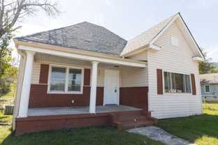 902 W 38th St - Photo 1 of 1